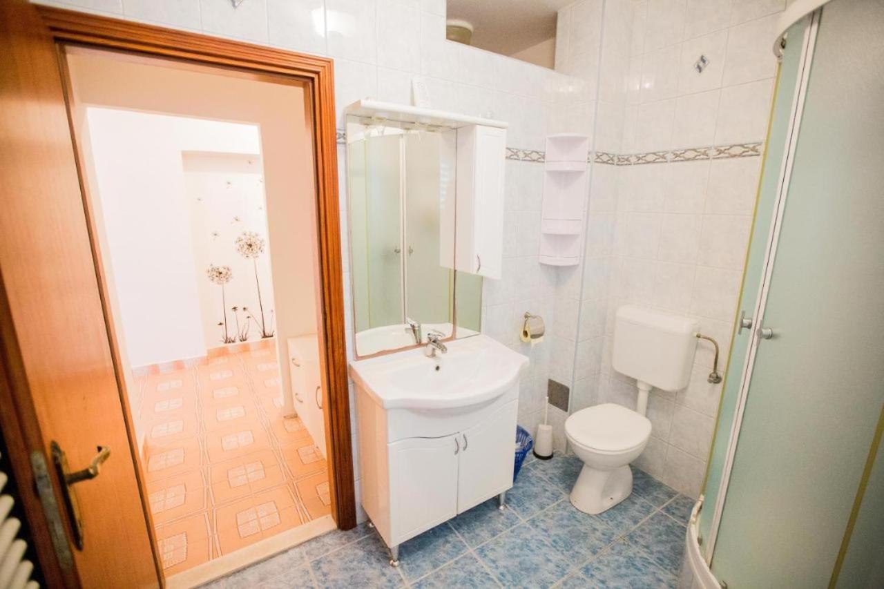 Apartmani M&S Podstrana Exterior photo